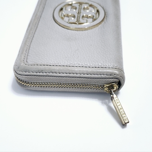 Tory Burch leather gray wallet - Picture 4 of 13